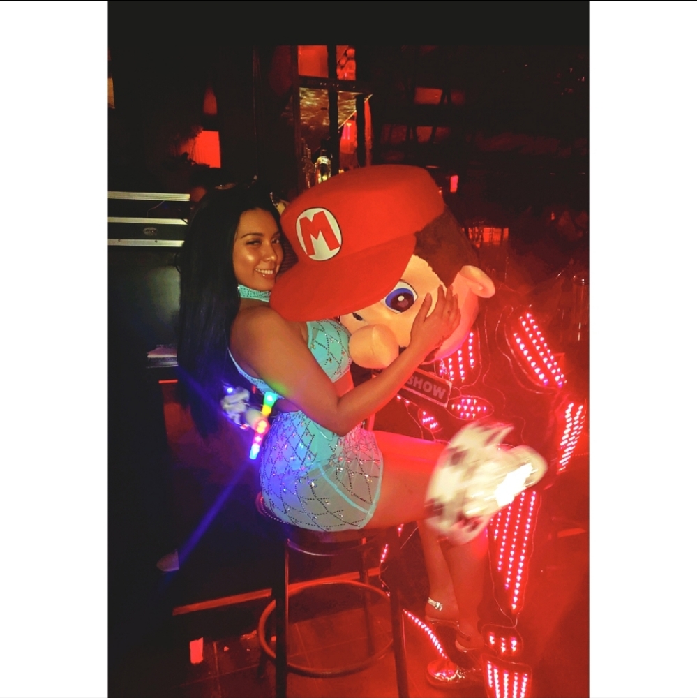 Striking Skirt Set - image 4